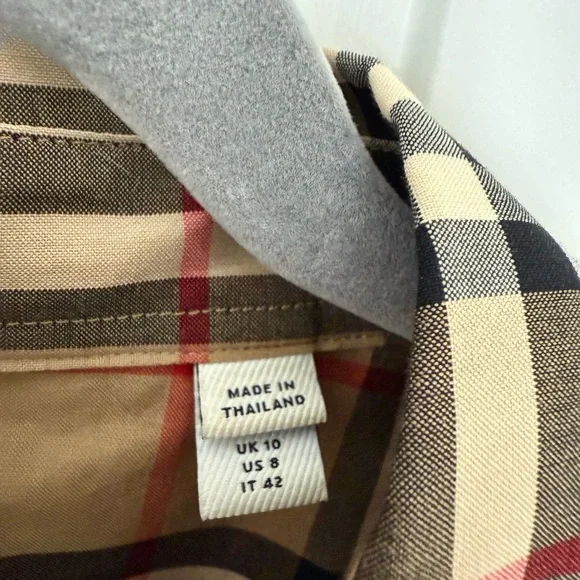 Burberry Classic Check Oversized Shirt in Beige - Picture 3 of 4